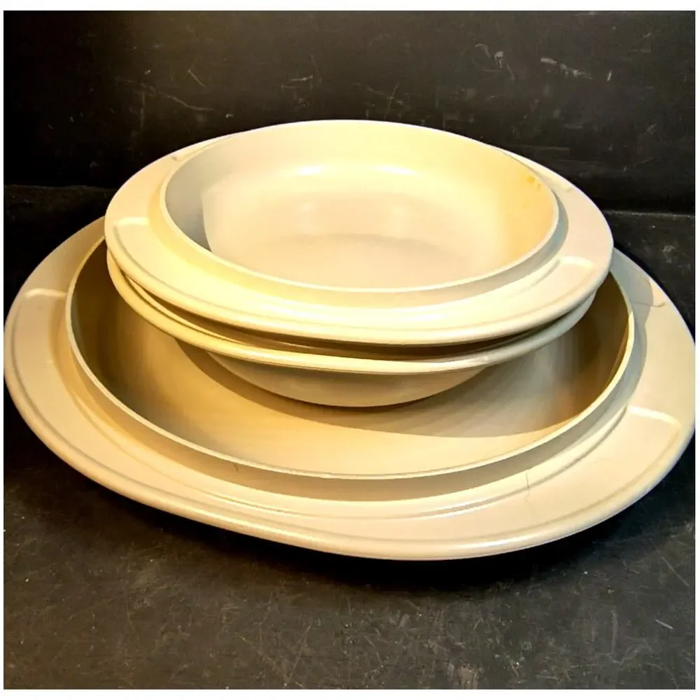 2105. Vintage Tupperware Ultra 21 Three Piece Set Classic Almond Cream Color